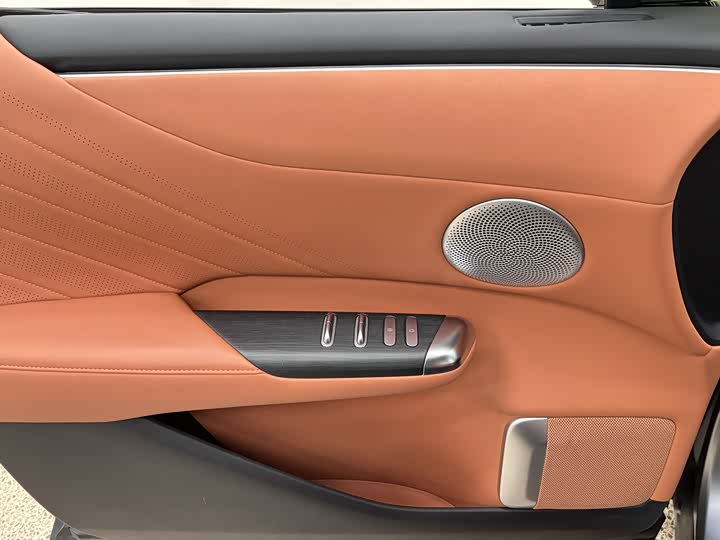 Changan Qiyuan (Nevo) E07 2025 2025款 纯电 四驱 90kWh Ultra高性能版