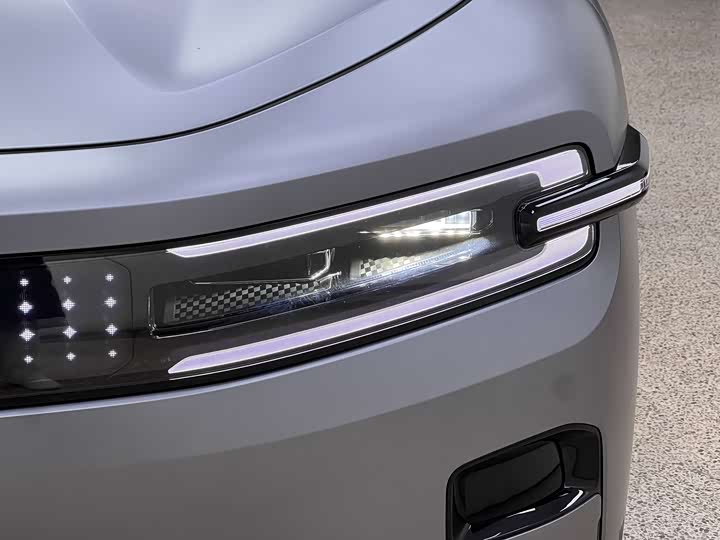 Changan Qiyuan (Nevo) E07 2025 2025款 纯电 四驱 90kWh Ultra高性能版