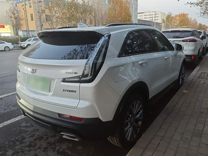 Cadillac XT4 2022 2022款 28T 四驱铂金型