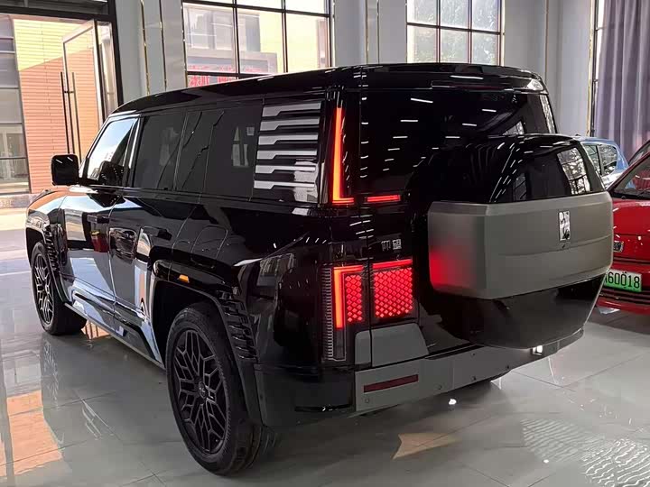 BYD Yangwang U8 2023 2023款 豪华版