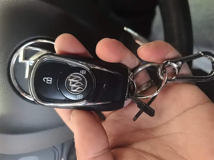 Buick Encore GX 2020 2020款 20T CVT两驱豪华型