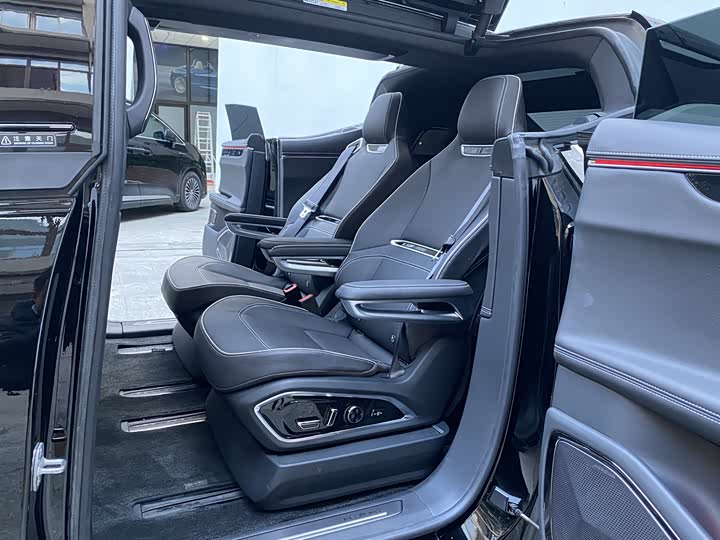 HiPhi X 2022 2022款 智远版6座 长续航版