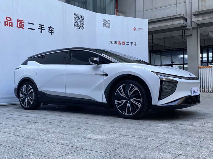 HiPhi X 2022 2022款 智远版6座 长续航版
