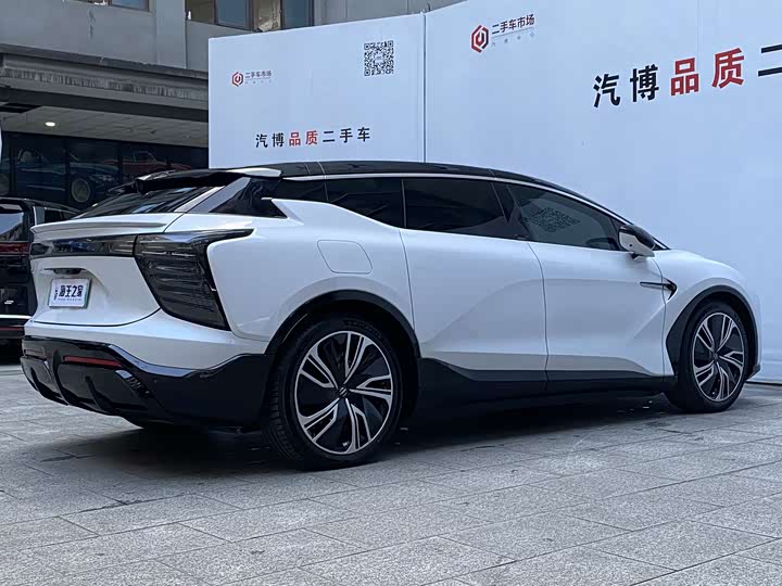 HiPhi X 2022 2022款 智远版6座 长续航版