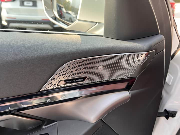 BMW i5 2025 2025款 eDrive 40L M运动套装