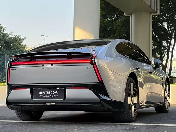 XPeng P7 2025 2025款 750 四驱高性能 Ultra