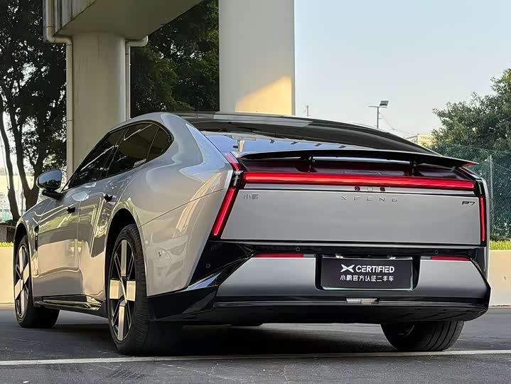 XPeng P7 2025 2025款 750 四驱高性能 Ultra