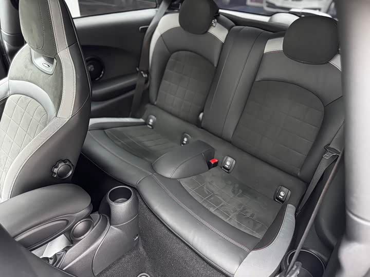 Mini Mini JCW 2022 2022款 改款 2.0T JOHN COOPER WORKS ALL-IN