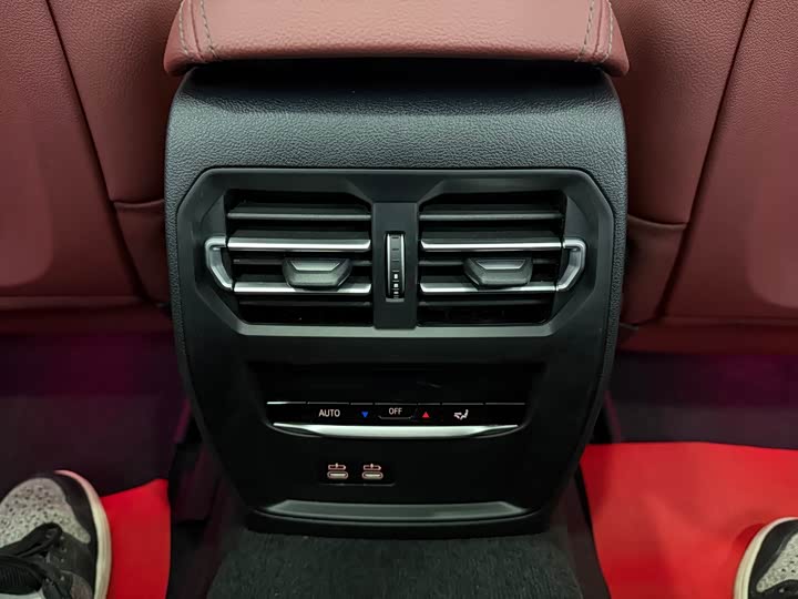 BMW i3 2025 2025款 eDrive 35 L