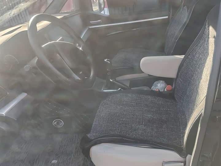 Dongfeng Forthing Lingzhi M5 2024 2024款 M5L 1.5T 手动舒适型 7座