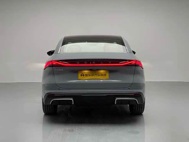 Geely Galaxy L6 2023 2023款 125km 星舰