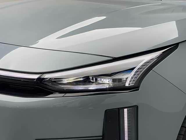 Geely Galaxy L6 2023 2023款 125km 星舰