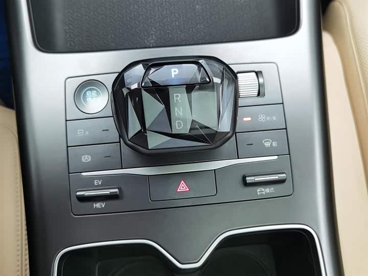 BYD Song Pro Hybrid 2025 2025款 第二代 DM-i 115KM超越型