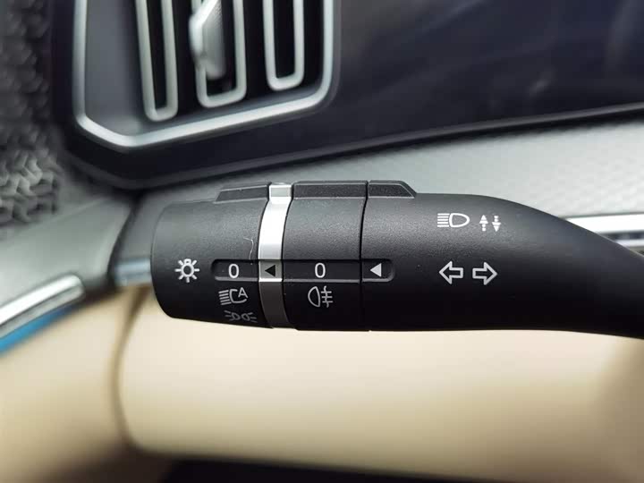 BYD Song Pro Hybrid 2025 2025款 第二代 DM-i 115KM超越型