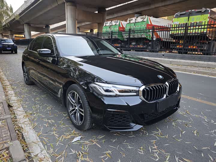 BMW 5 Series Hybrid 2022 2022款 535Le M运动套装