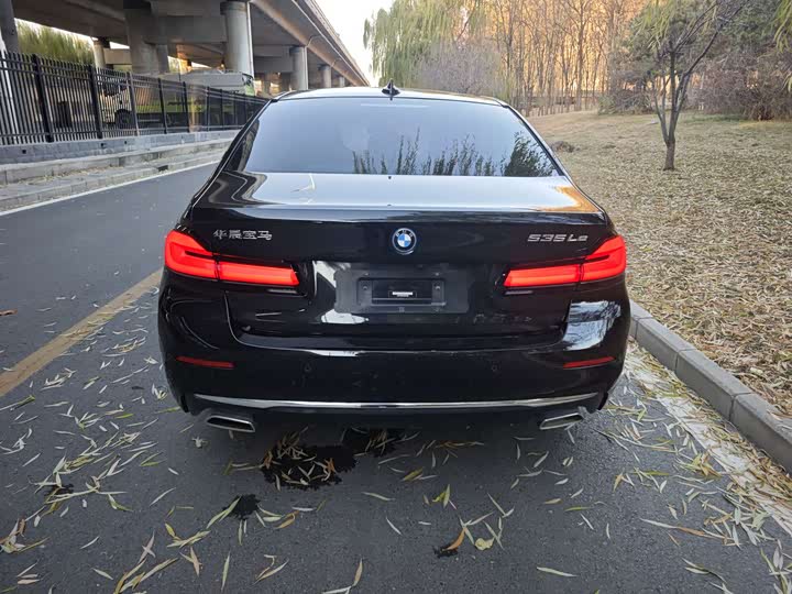 BMW 5 Series Hybrid 2022 2022款 535Le M运动套装