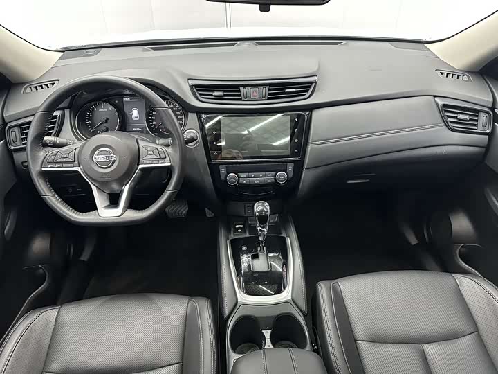 Nissan X-Trail 2023 2023款 经典 2.0L 两驱智联臻享版