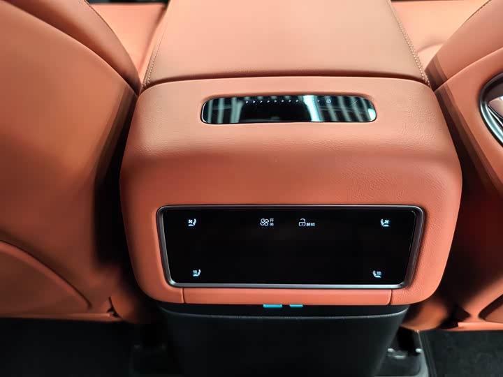 BYD Tang L 2025 2025款 DM 175KM无人机玩家版