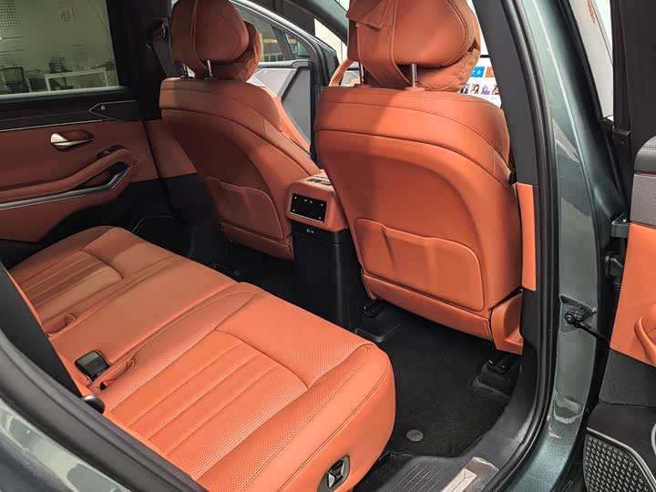 BYD Tang L 2025 2025款 DM 175KM无人机玩家版