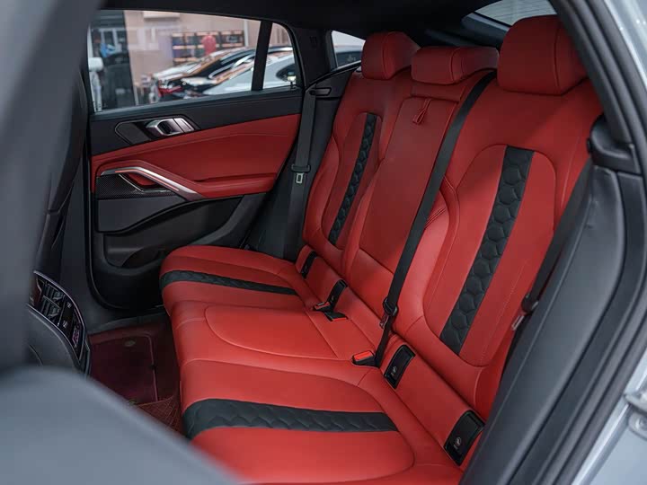 BMW X6 M 2023 2023款 X6 M 雷霆版