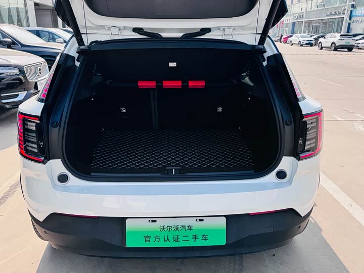 Volvo EX30 2025 2025款 后驱长续航版 Plus