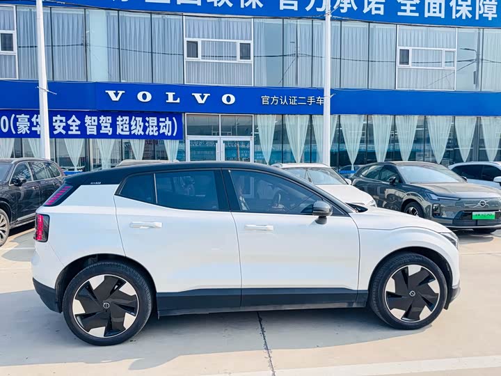 Volvo EX30 2025 2025款 后驱长续航版 Plus