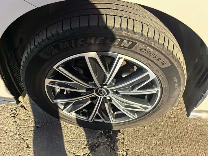 GAC Trumpchi M8 2024 2024款 大师系列 400T 至尊版