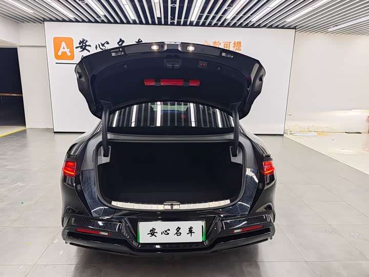 Denza Z9 2024 2024款 1100km 四驱Ultra版