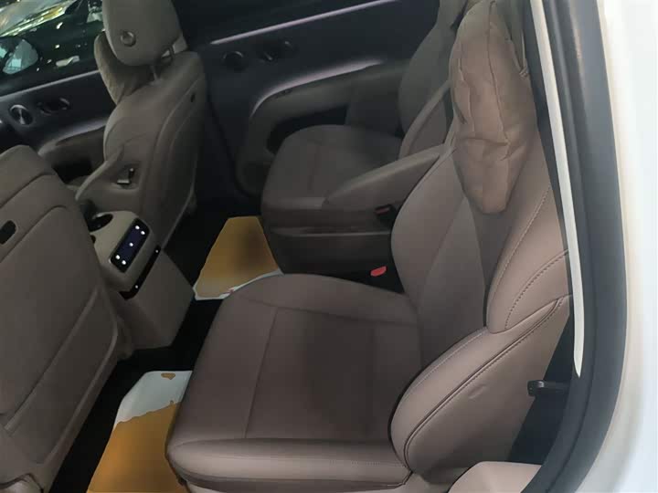 LiXiang i8 2025 2025款 标准版