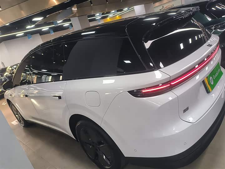 LiXiang i8 2025 2025款 标准版