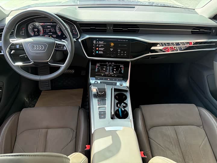 Audi A7L 2024 2024款 45TFSI S-line 筑梦型 流晶套装