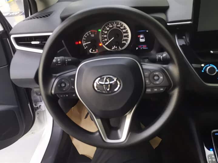 Toyota Corolla 2024 2024款 1.2T 精英版