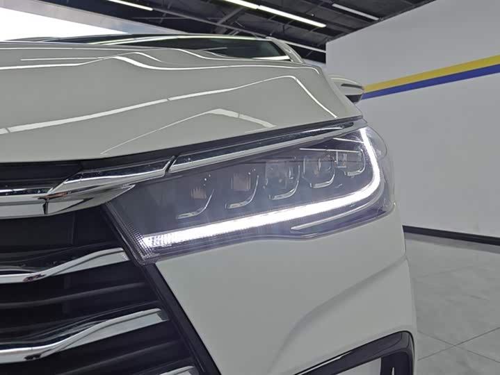 BYD Song Max 2021 2021款 升级版 1.5T 自动豪华型 7座