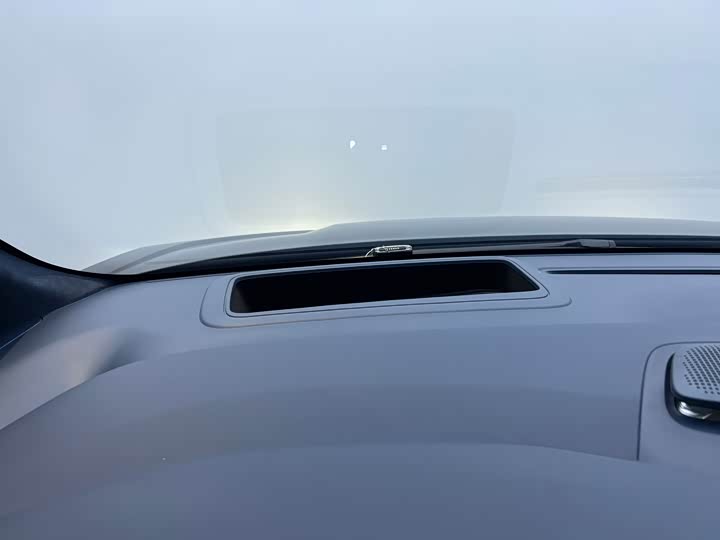 Zeekr 009 2024 2024款 七座过道版四驱 108kWh