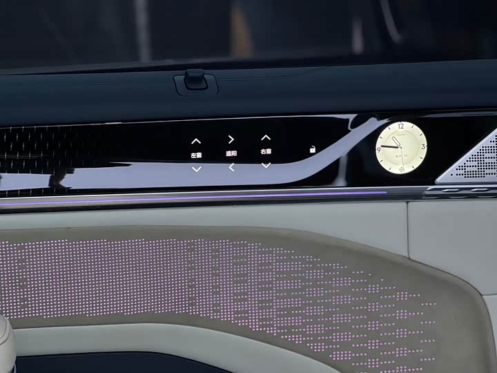 Zeekr 009 2024 2024款 七座过道版四驱 108kWh