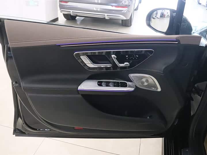 Mercedes-Benz EQE 2025 2025款 500 4MATIC 先锋版