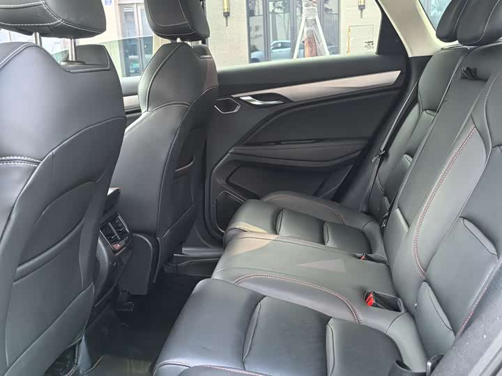 Geely Tugella S 2021 2021款 2.0TD DCT两驱雷霆版