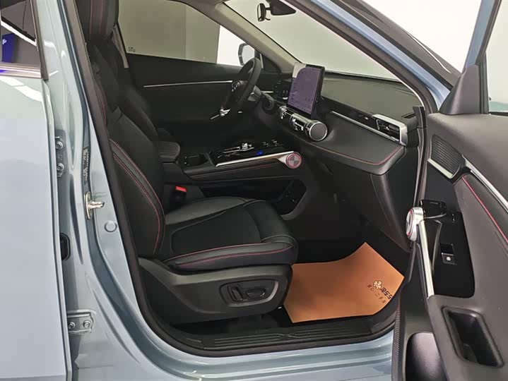 GAC Trumpchi Emkoo 2022 2022款 1.5T 超新星Pro版