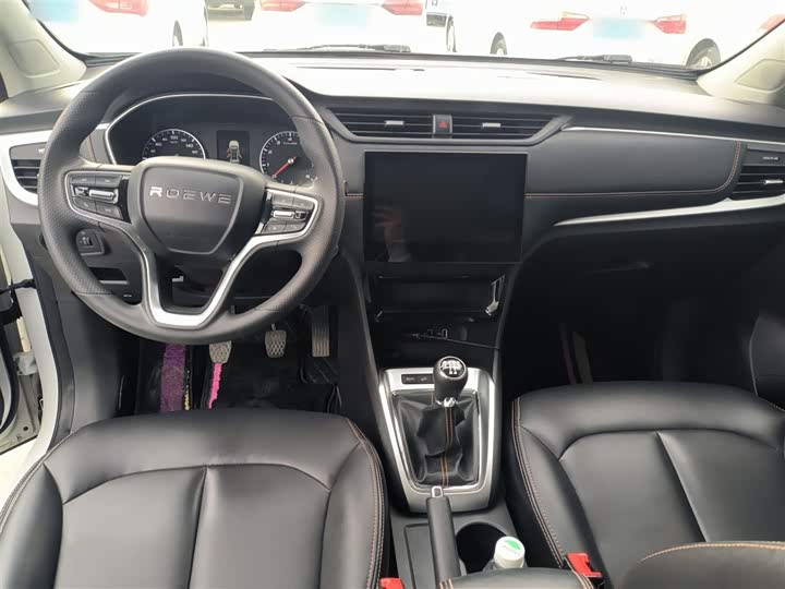 Roewe RX3 2021 2021款 PRO 1.6L 手动旗舰型