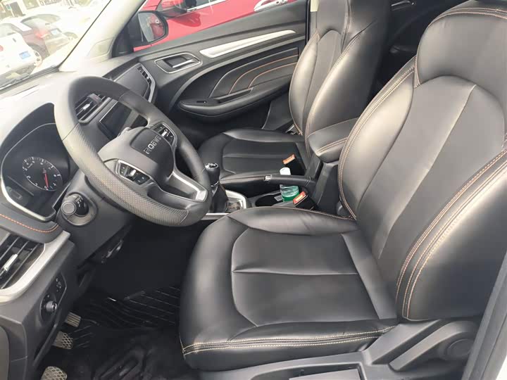 Roewe RX3 2021 2021款 PRO 1.6L 手动旗舰型