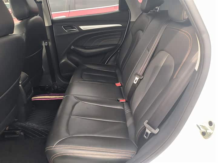 Roewe RX3 2021 2021款 PRO 1.6L 手动旗舰型