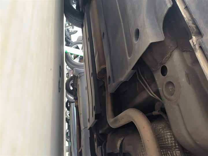 Roewe RX3 2021 2021款 PRO 1.6L 手动旗舰型