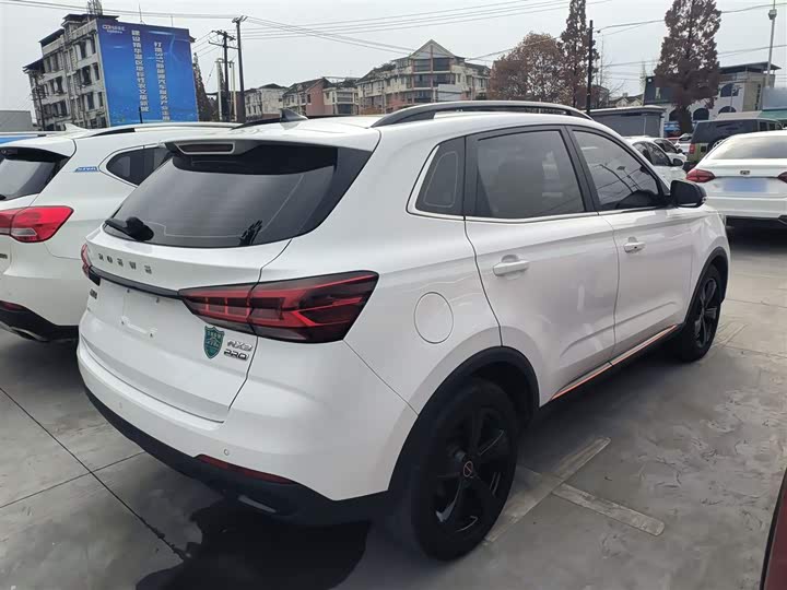 Roewe RX3 2021 2021款 PRO 1.6L 手动旗舰型