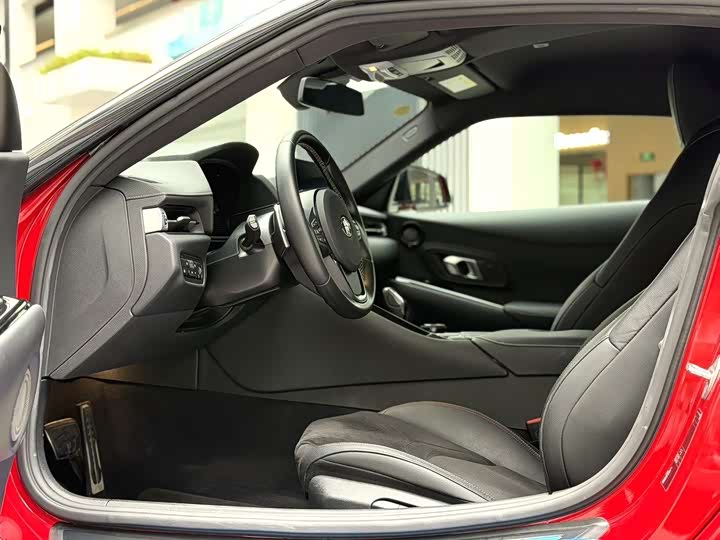 Toyota Supra 2021 2021款 GR SUPRA 3.0T 标准型