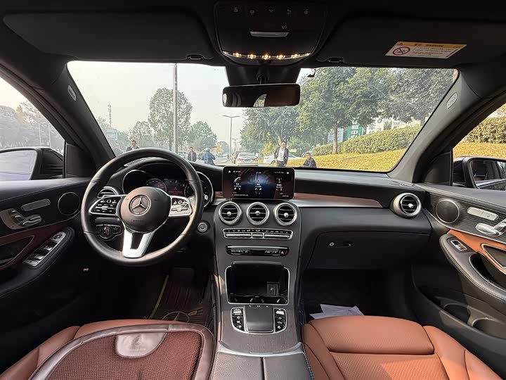 Mercedes-Benz GLC-Class Coupe 2023 2023款 改款 GLC 300 4MATIC 轿跑SUV