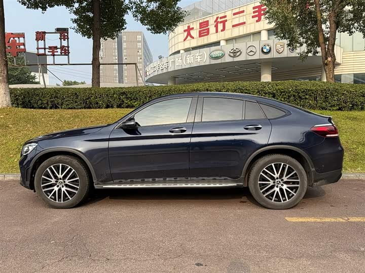 Mercedes-Benz GLC-Class Coupe 2023 2023款 改款 GLC 300 4MATIC 轿跑SUV