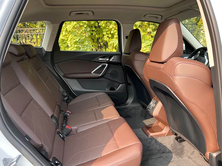 BMW X1 2024 2024款 sDrive25Li X设计套装