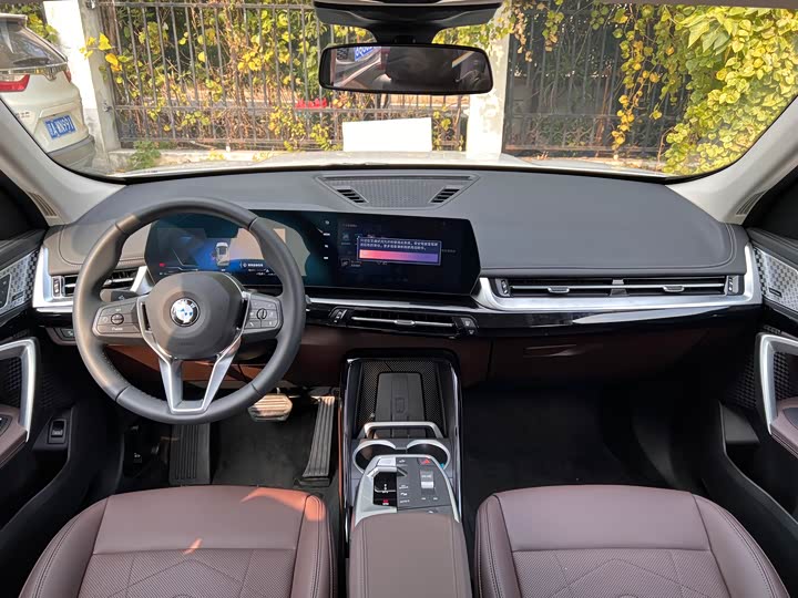 BMW X1 2024 2024款 sDrive25Li X设计套装