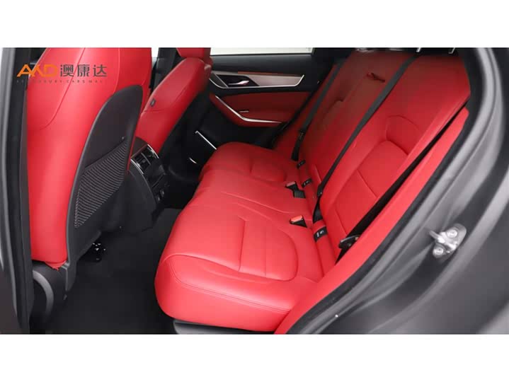 Jaguar F-Pace 2025 2025款 P250 R-Dynamic SE