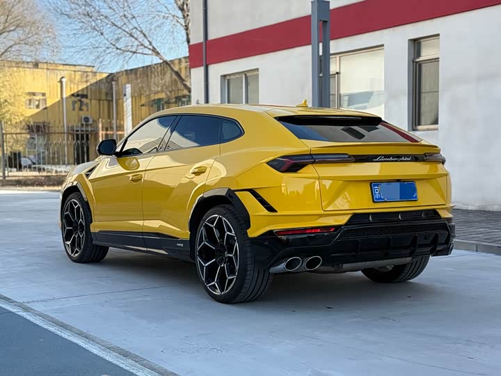2023 Lamborghini Urus